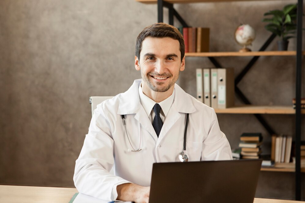 Gerente clinica satisfecho